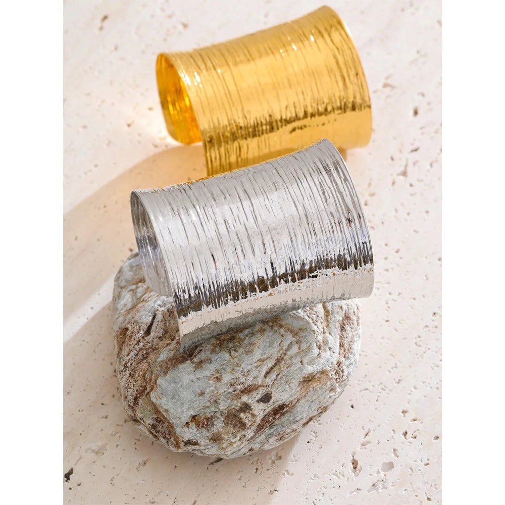 Isalene  Bracelets Aurora Textured Cuff Bracelet