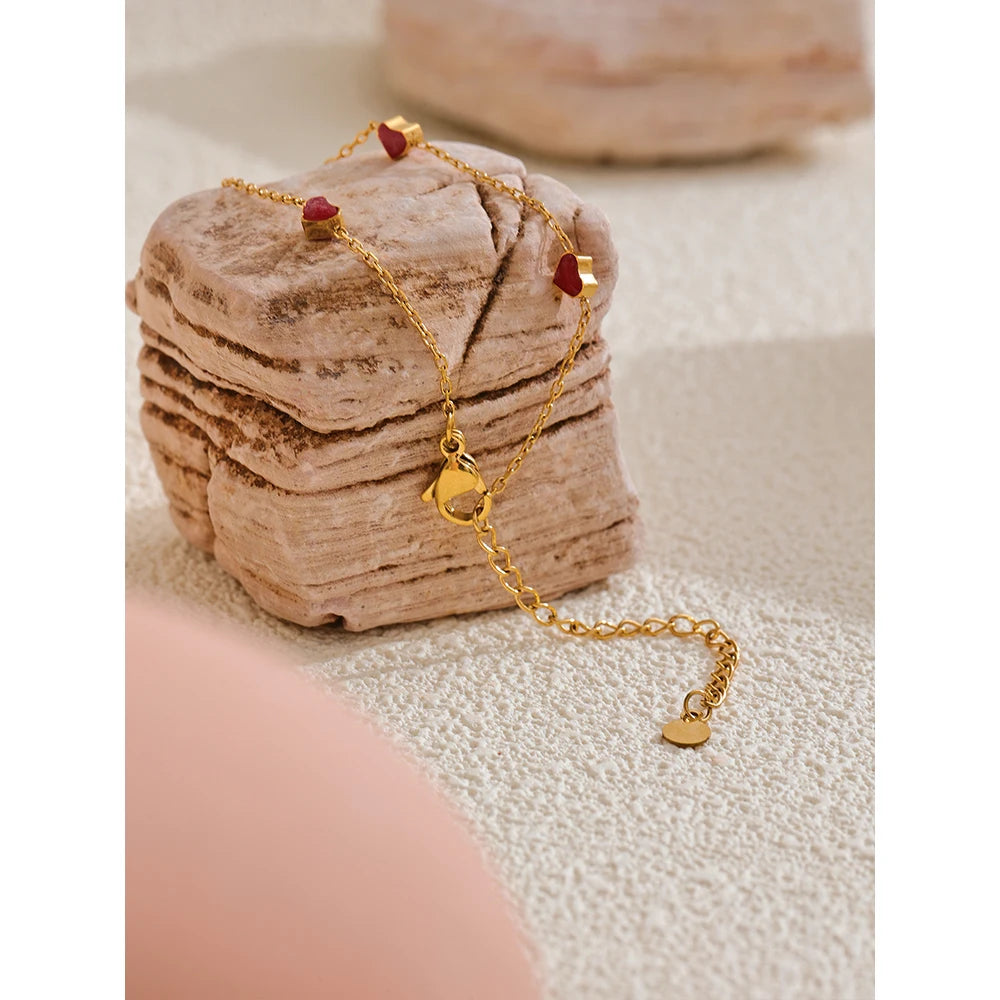 Isalene  Bracelets Gold Amora Charm Bracelet