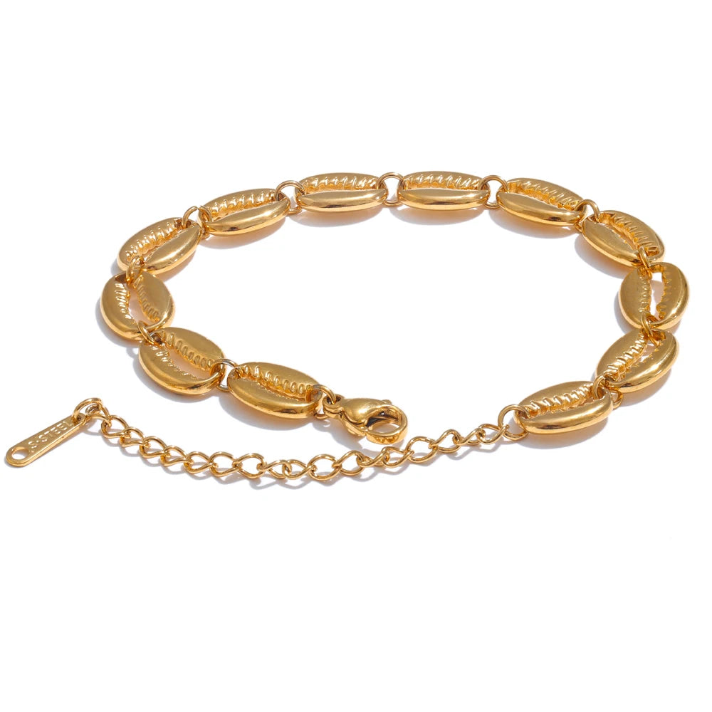 Isalene  Bracelets Gold Coastal Shell Link Bracelet