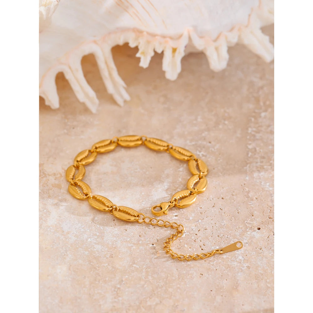 Isalene  Bracelets Gold Coastal Shell Link Bracelet