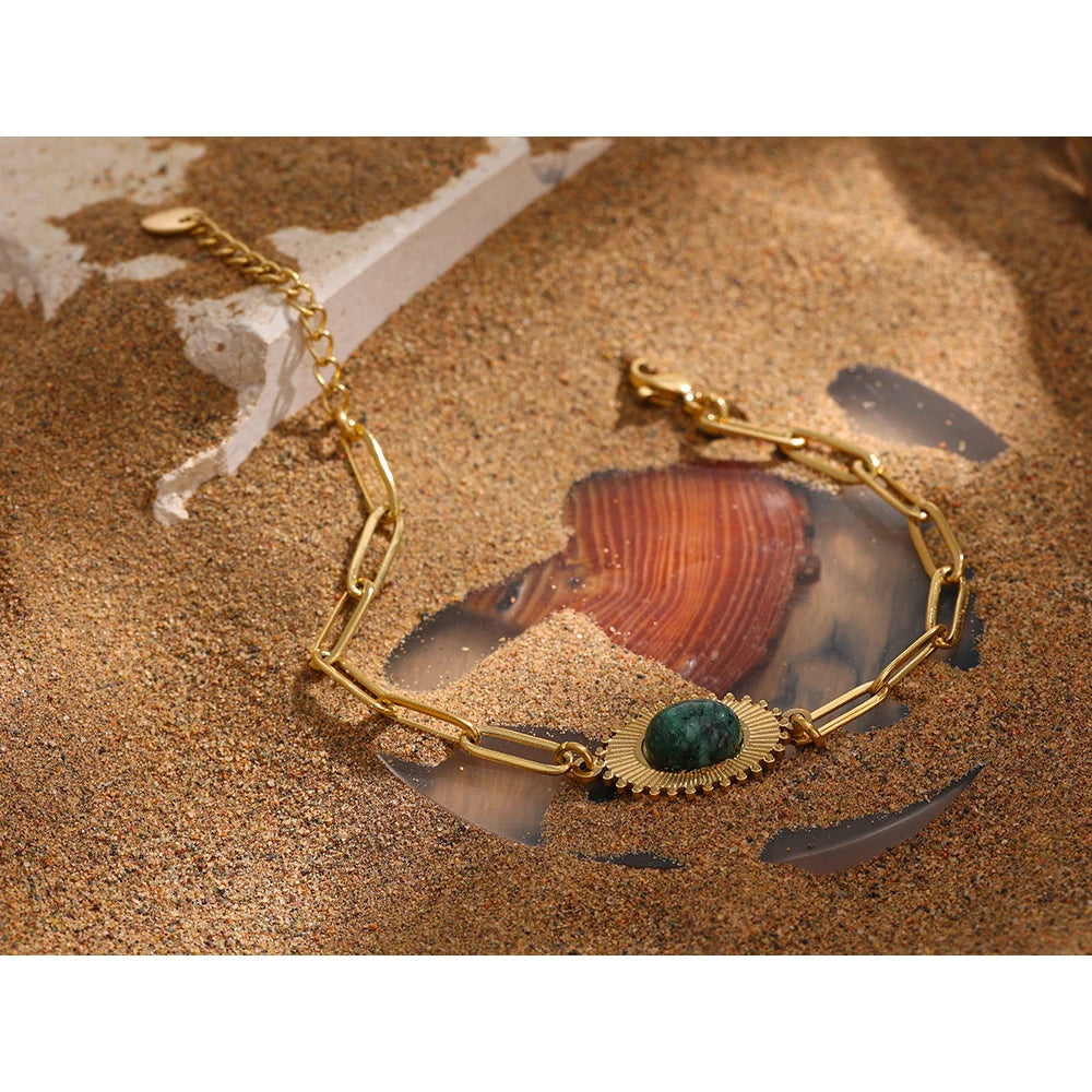 Isalene  Bracelets Gold / Green Verdant Sun Link Bracelet