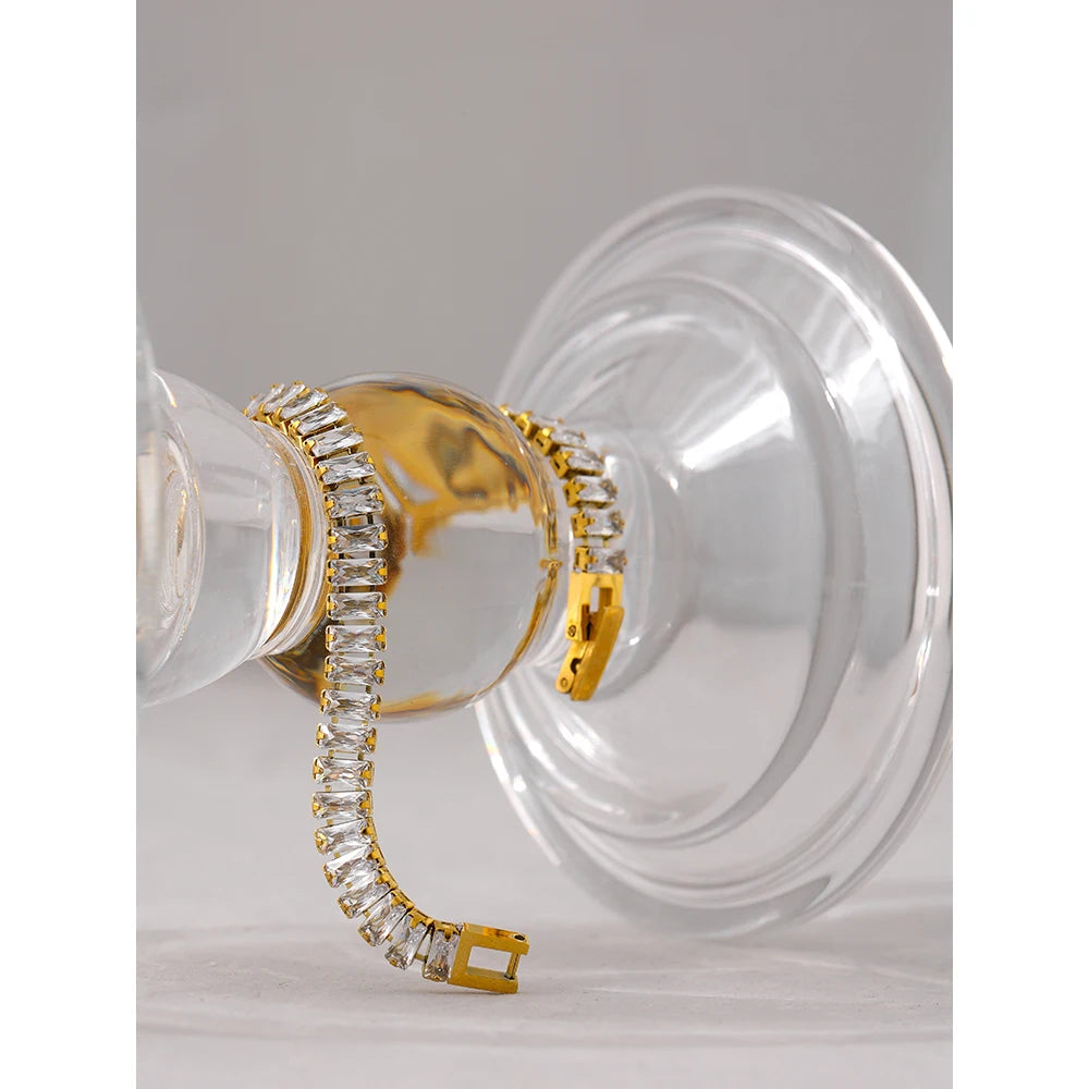 Isalene  Bracelets Gold Luminous Line Bracelet