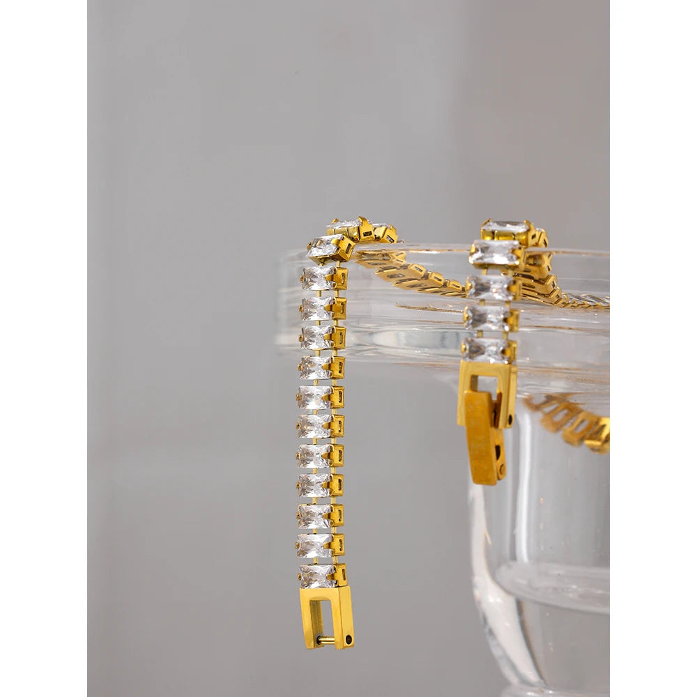 Isalene  Bracelets Gold Luminous Line Bracelet