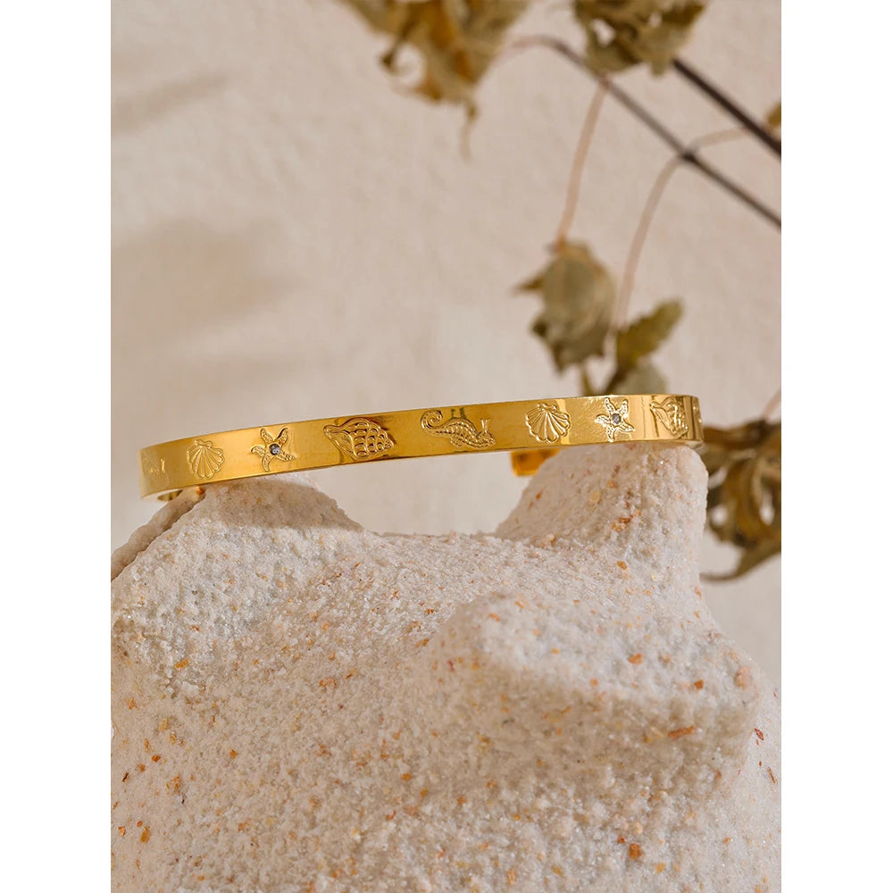 Isalene  Bracelets Gold Marina Etched Cuff Bracelet