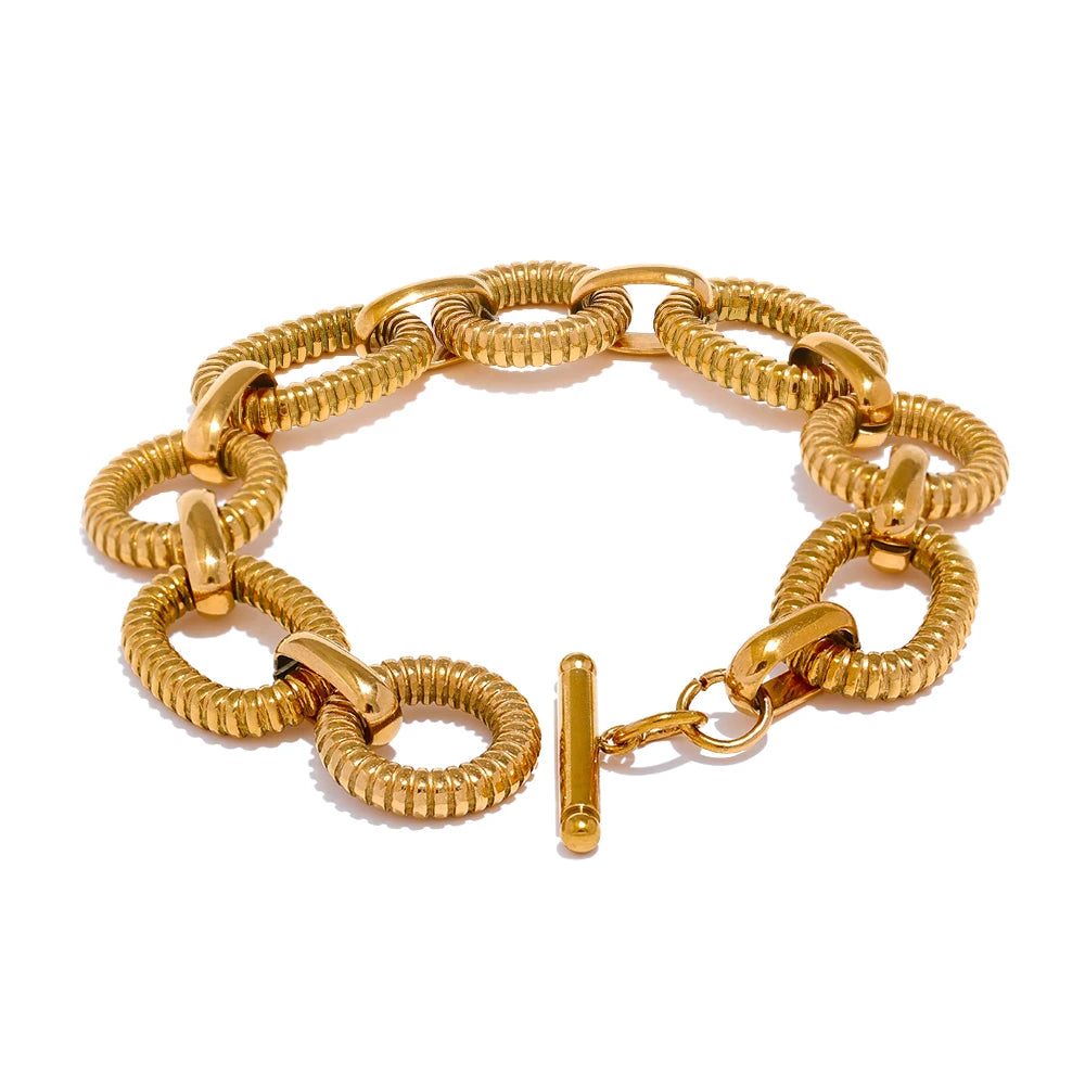 Isalene  Bracelets Gold Radiant Link Circle Bracelet