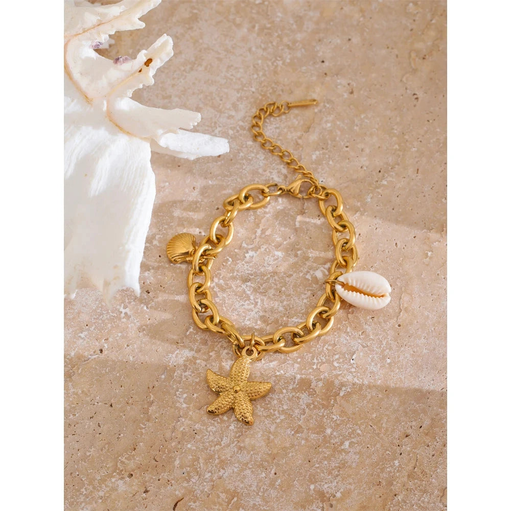 Isalene  Bracelets Gold Seaside Treasures Charm Bracelet