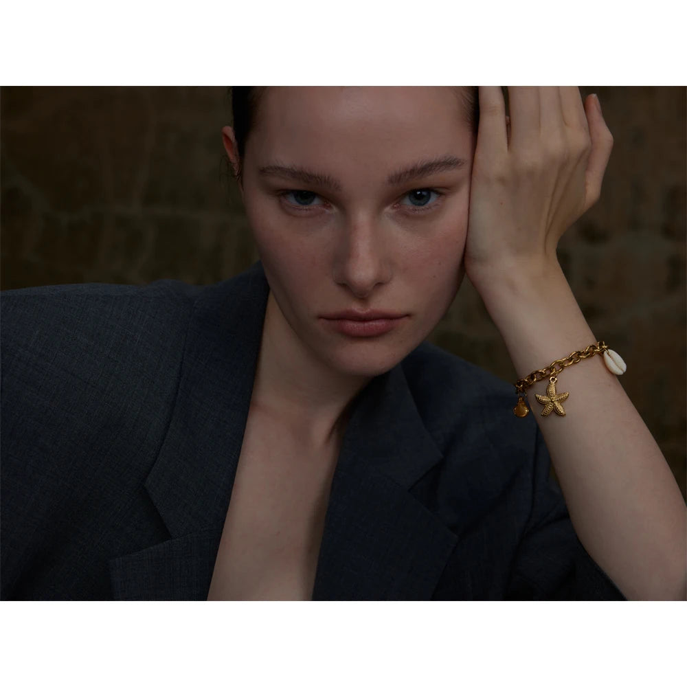 Isalene  Bracelets Gold Seaside Treasures Charm Bracelet