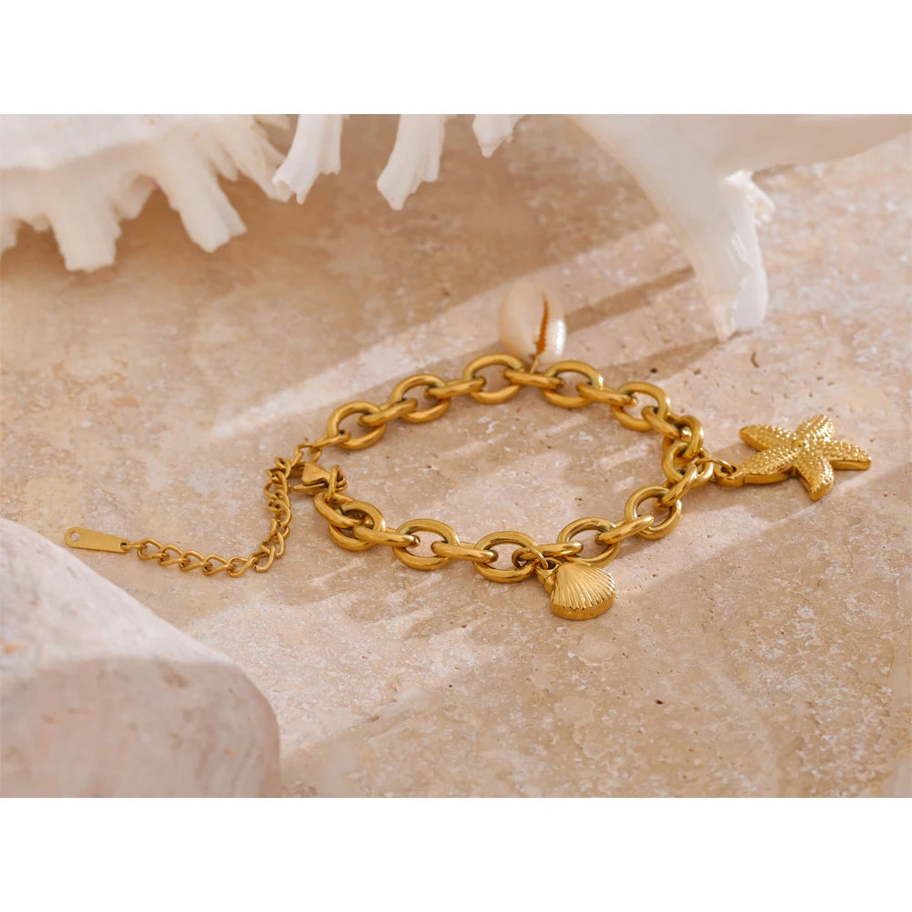 Isalene  Bracelets Gold Seaside Treasures Charm Bracelet