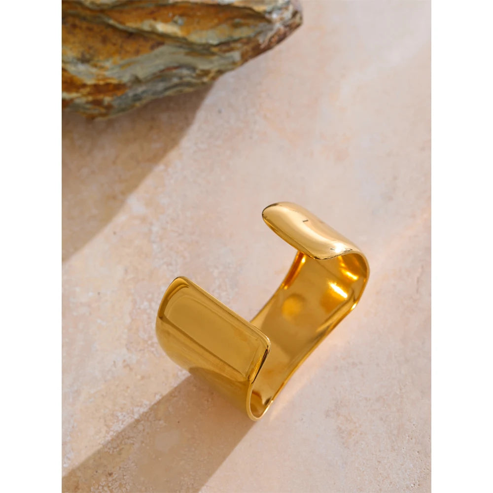 Isalene  Bracelets Gold Soft Curve Cuff Bracelet