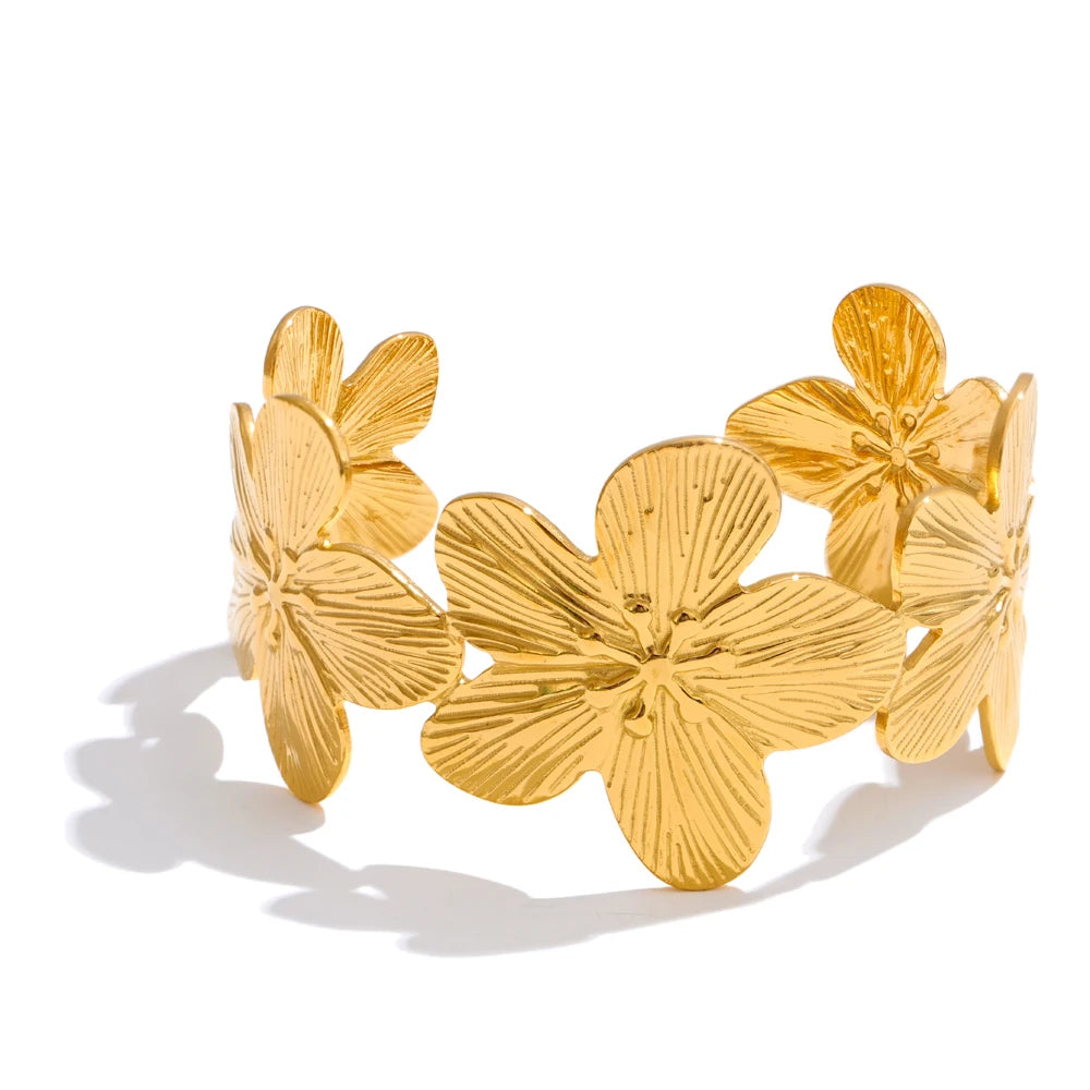 Isalene  Bracelets Gold Solenne Bloom Cuff