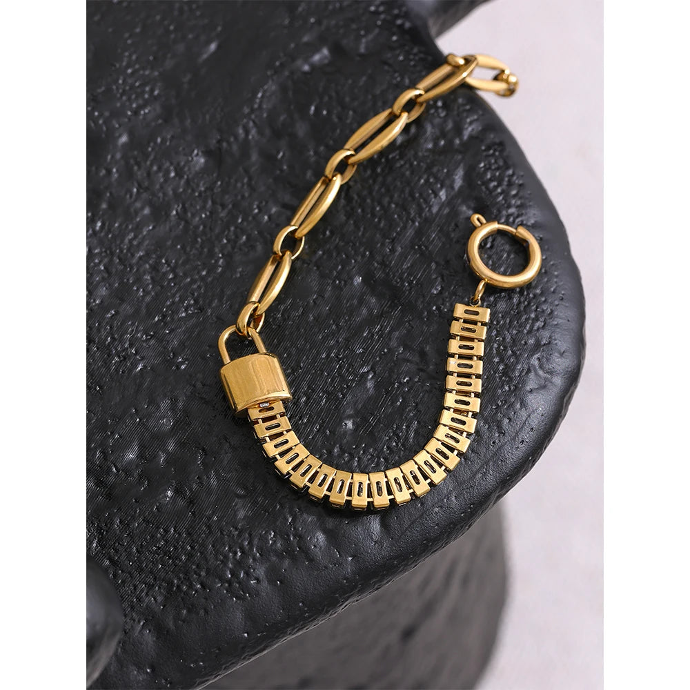 Isalene  Bracelets Gold Valentina Crystal Bracelet