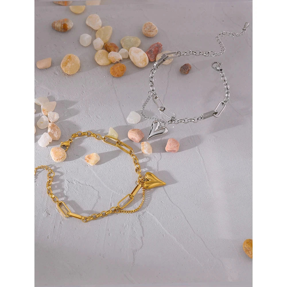 Isalene  Bracelets Linked Heart Charm Bracelet