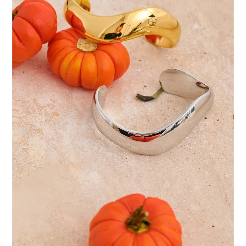 Isalene  Bracelets Modern Curve Cuff Bracelet