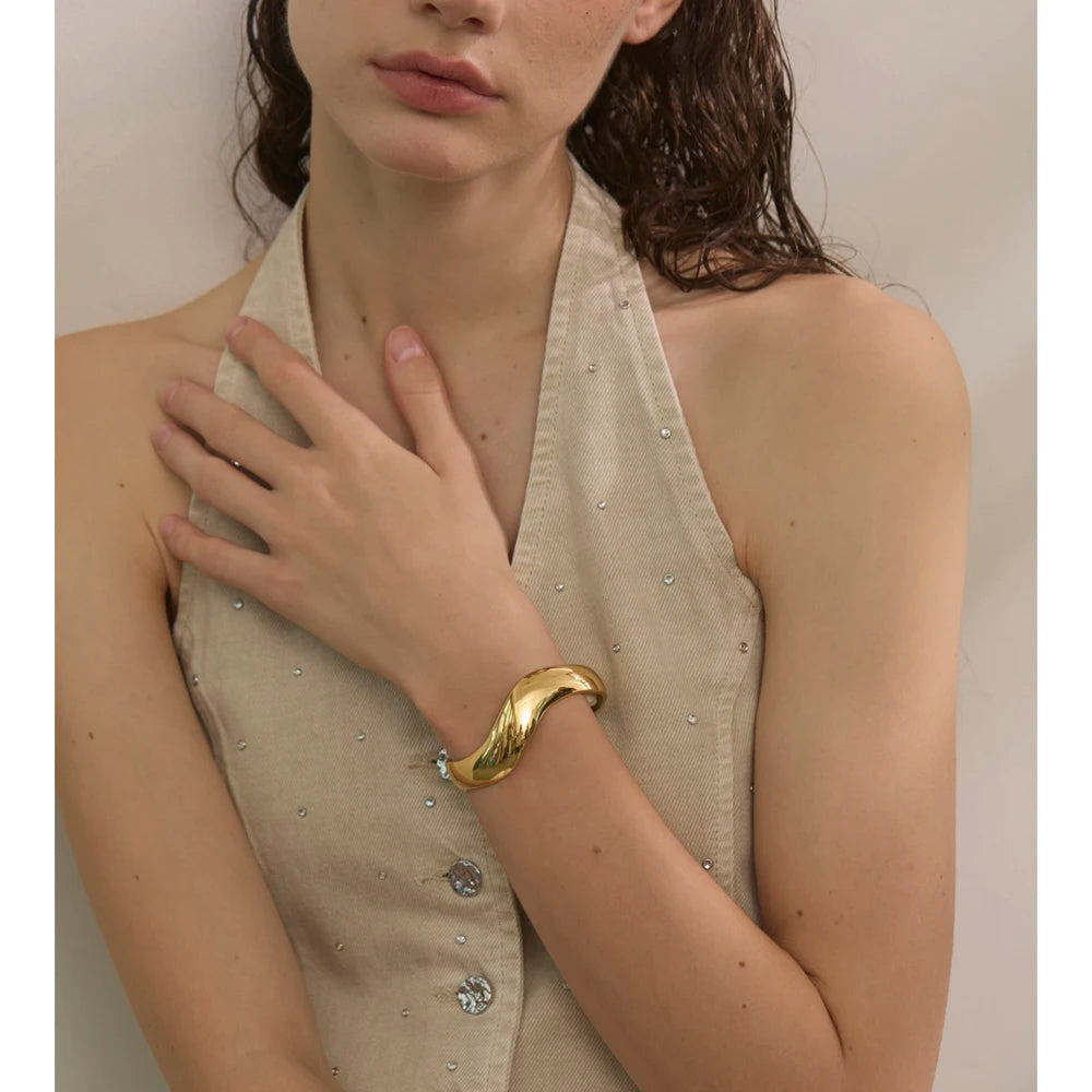 Isalene  Bracelets Modern Curve Cuff Bracelet