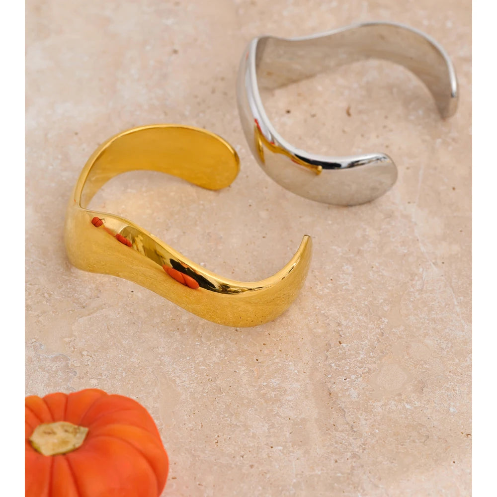 Isalene  Bracelets Modern Curve Cuff Bracelet