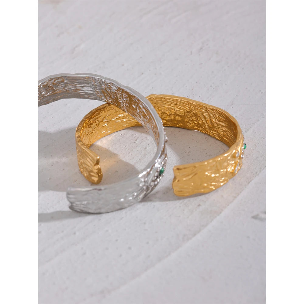 Isalene  Bracelets Mystic Gaze Cuff