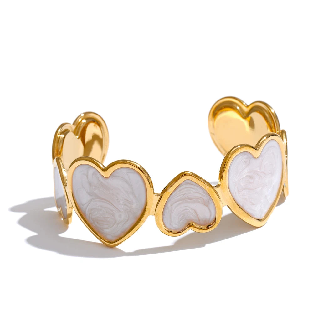 Isalene  Bracelets Pearl White / Diameter: 58–60 mm Sweetheart Charm Cuff