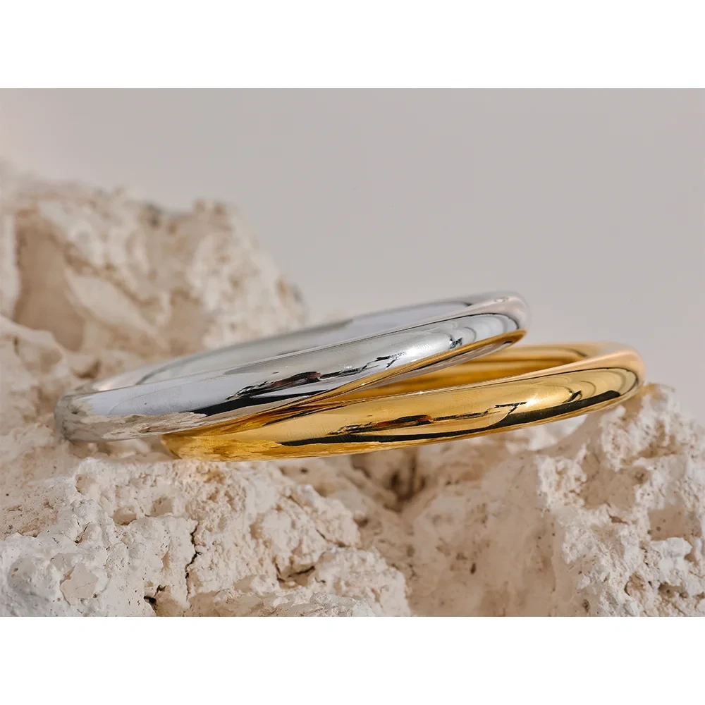 Isalene  Bracelets Polished Duo Bangle Set