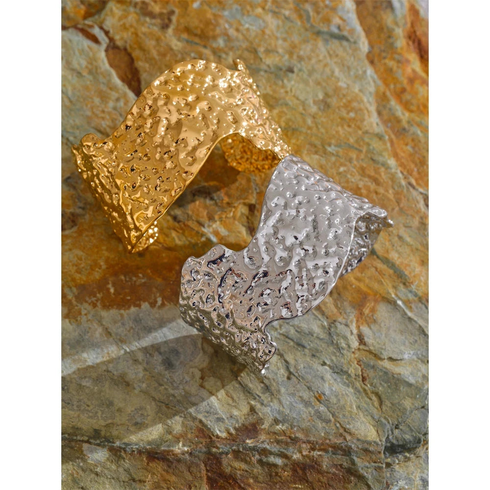 Isalene  Bracelets Sculpted Horizon Cuff