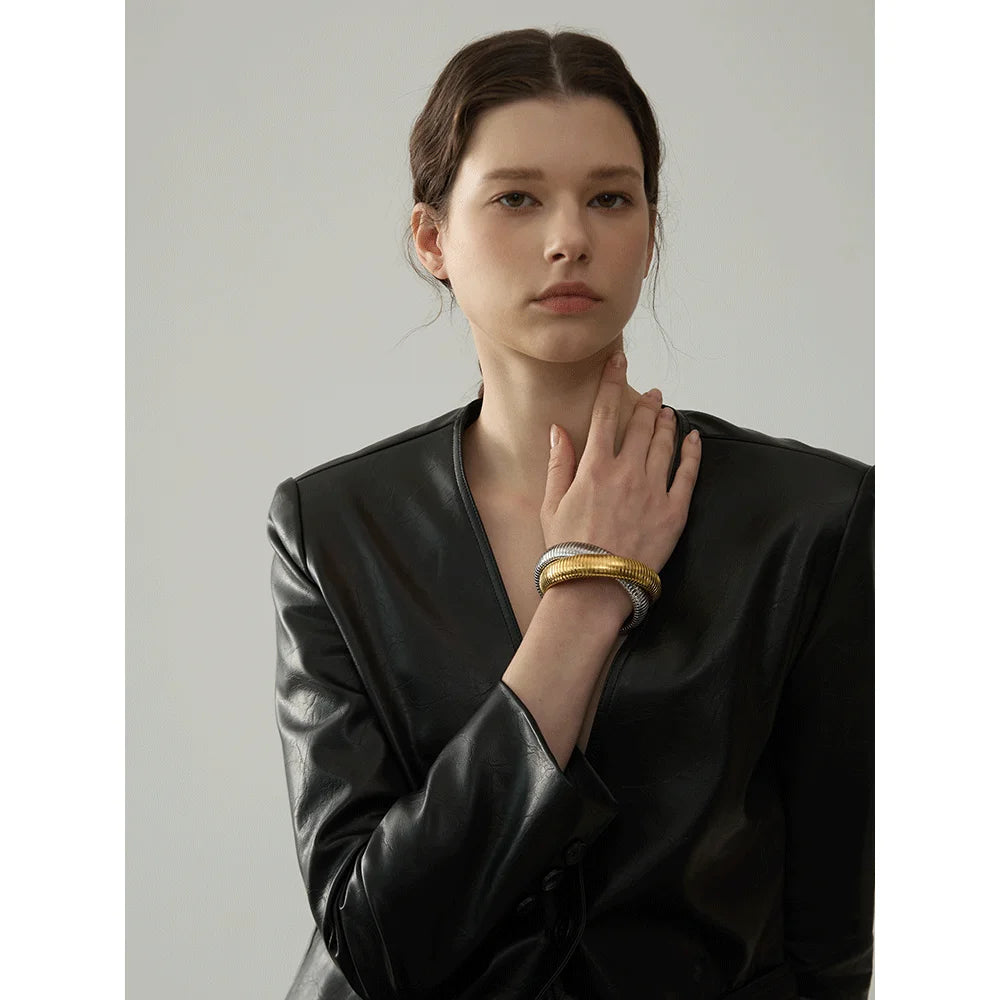 Isalene  Bracelets Twist Harmony Bangle