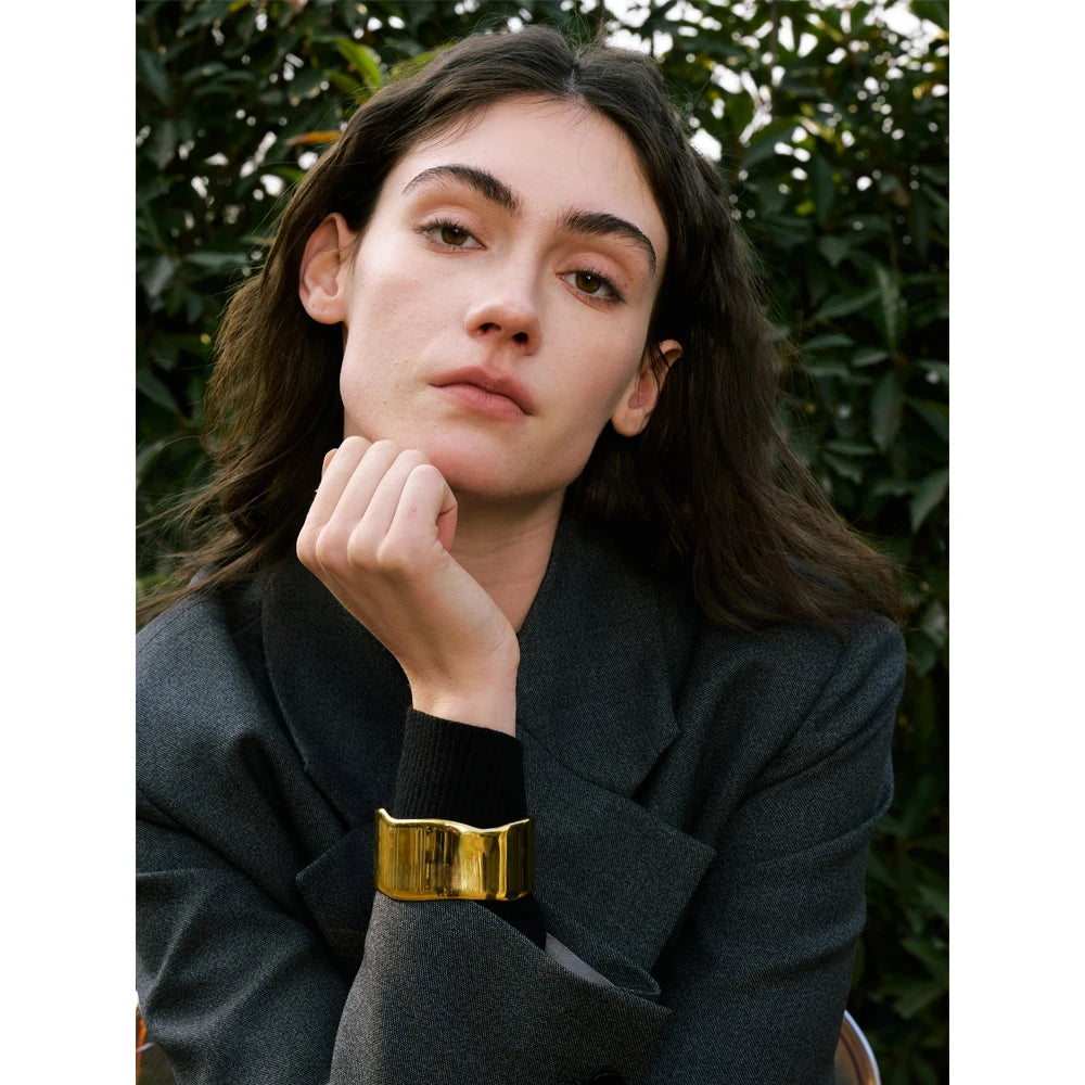 Isalene  Bracelets Valora Sculpt Cuff