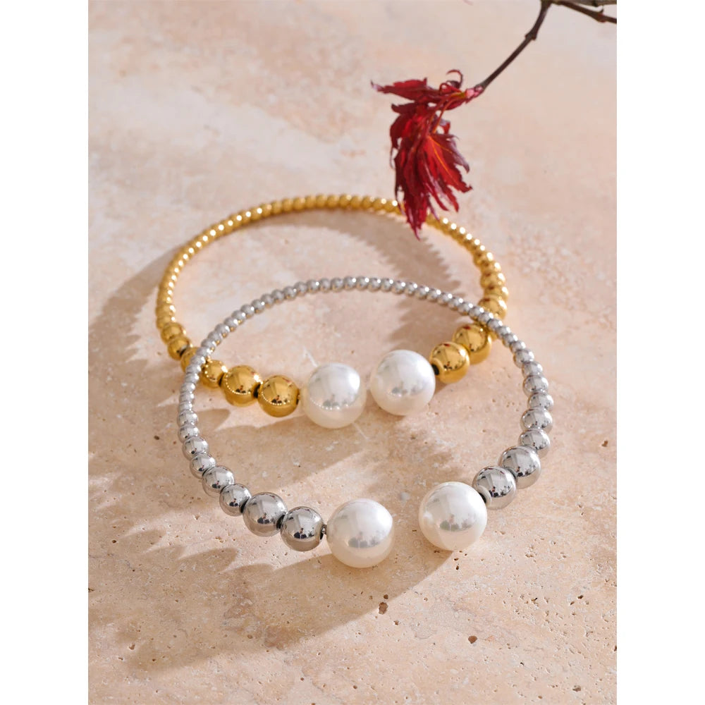 Isalene  Bracelets Vivienne Pearl Cuff