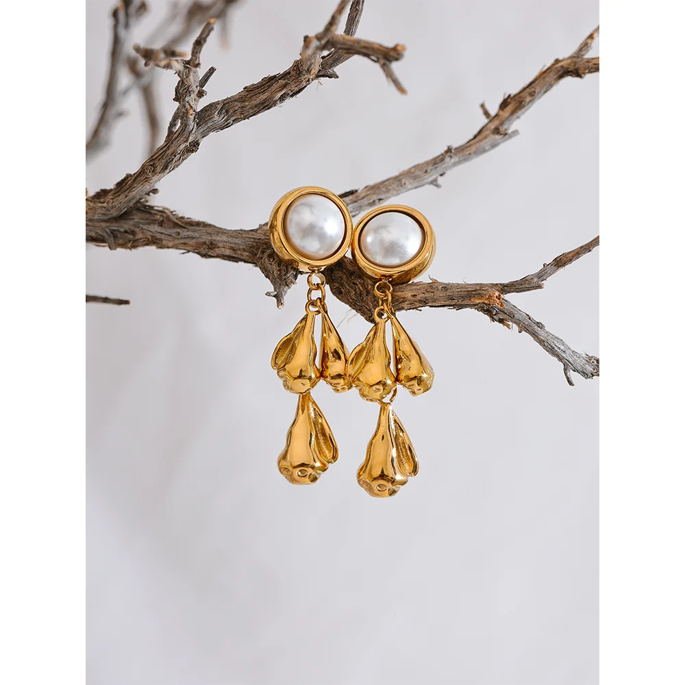 Isalene  Earrings Aurelia Pearl Drop Earrings