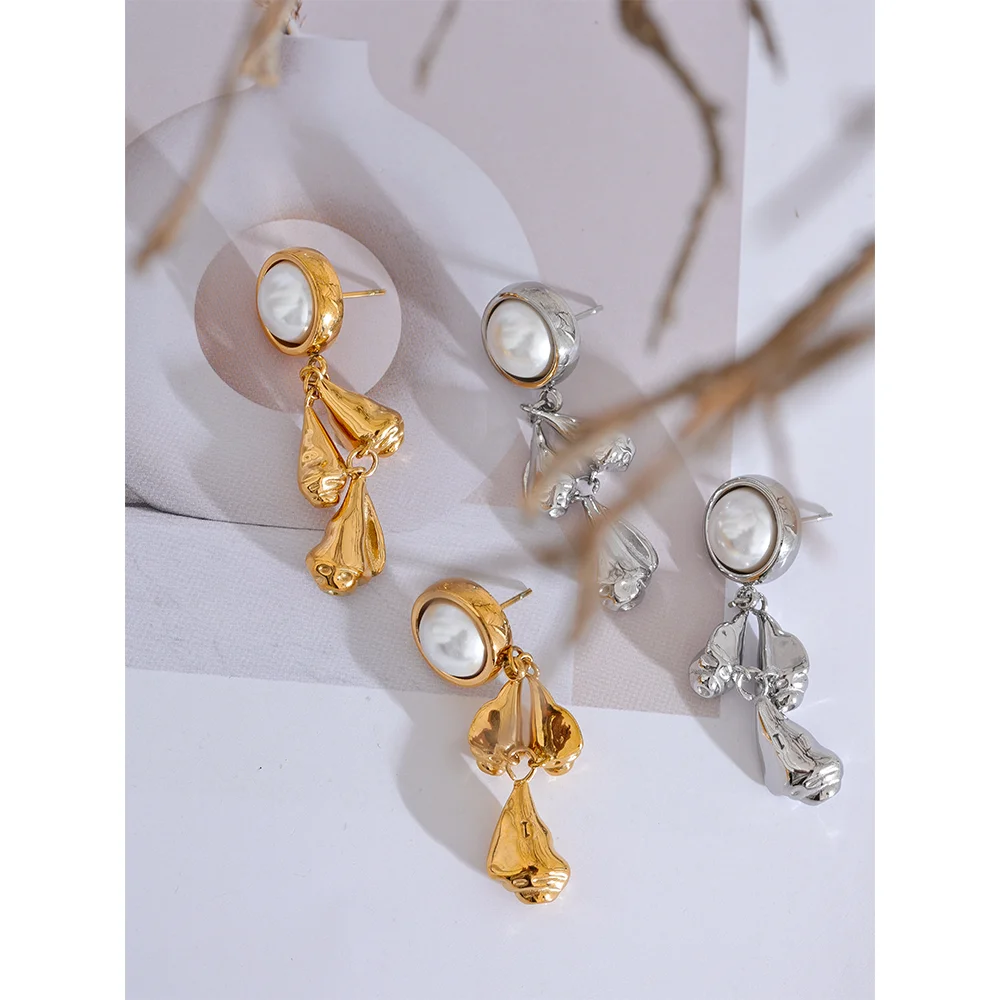 Isalene  Earrings Aurelia Pearl Drop Earrings