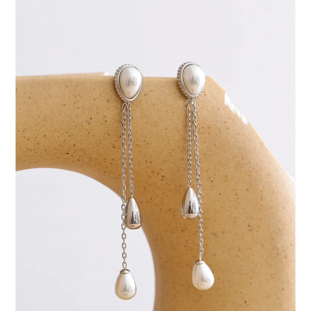 Isalene  Earrings Bianca Pearl Drop Earrings