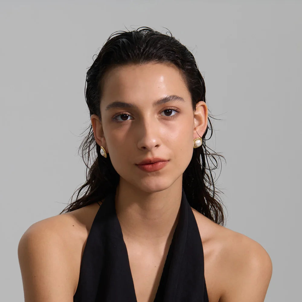 Isalene  Earrings Elara Pearl Frame Earrings