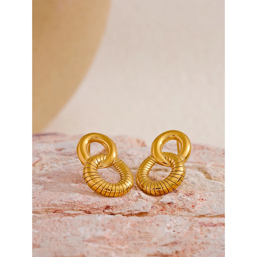 Isalene  Earrings Gold Alessia Link Earrings
