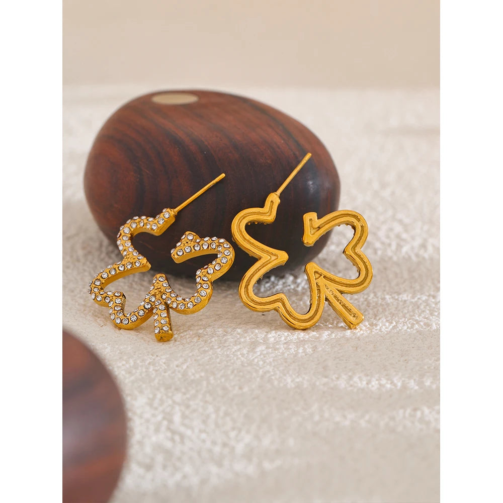 Isalene  Earrings Gold / Clear Clover Spark Stud Earrings