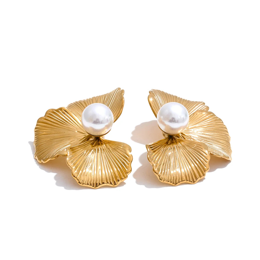 Isalene  Earrings Gold Seraphina Pearl Bloom Earrings