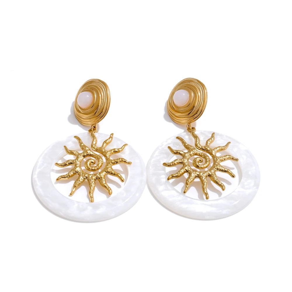 Isalene  Earrings Gold Solara Pearl Drop Earrings