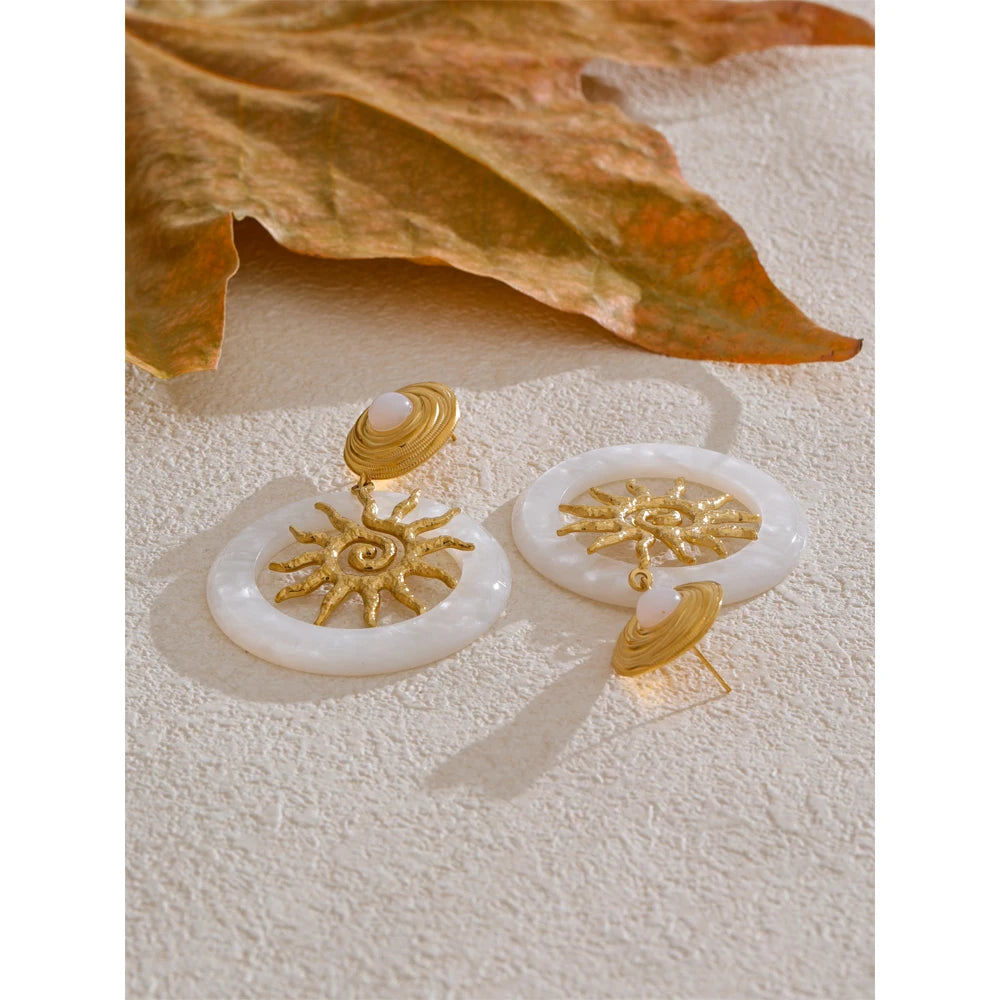 Isalene  Earrings Gold Solara Pearl Drop Earrings