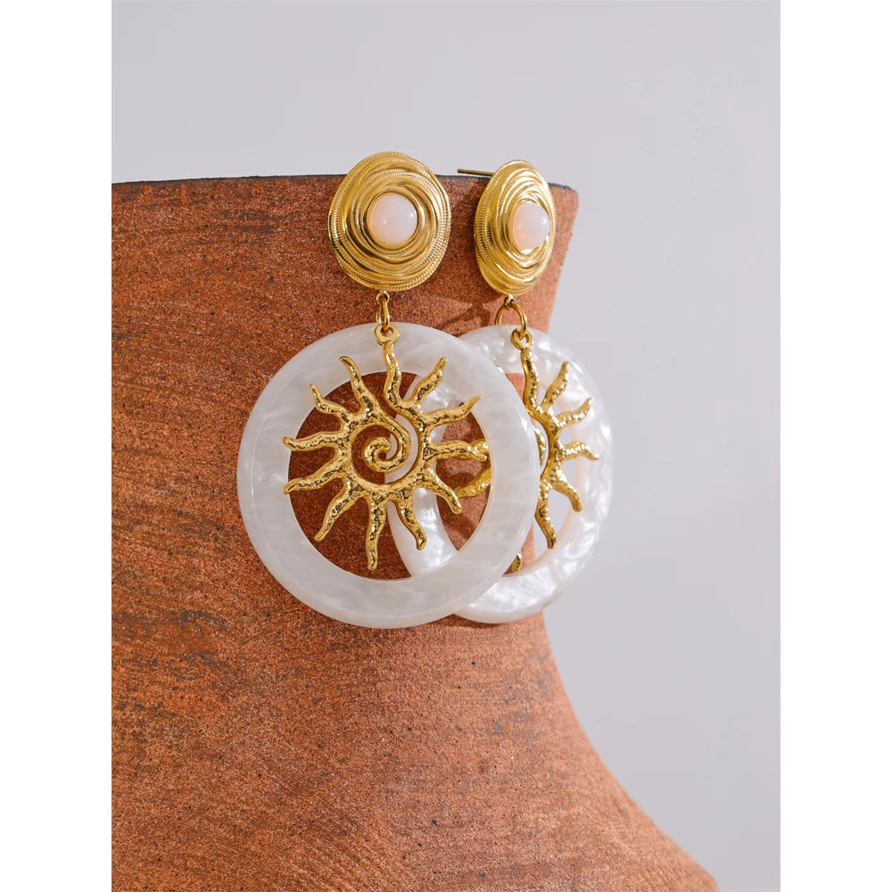 Isalene  Earrings Gold Solara Pearl Drop Earrings
