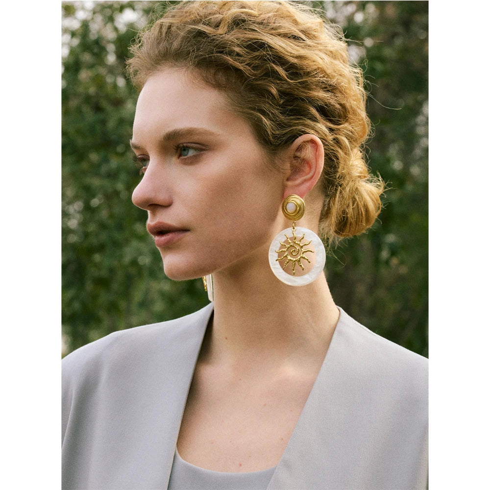 Isalene  Earrings Gold Solara Pearl Drop Earrings