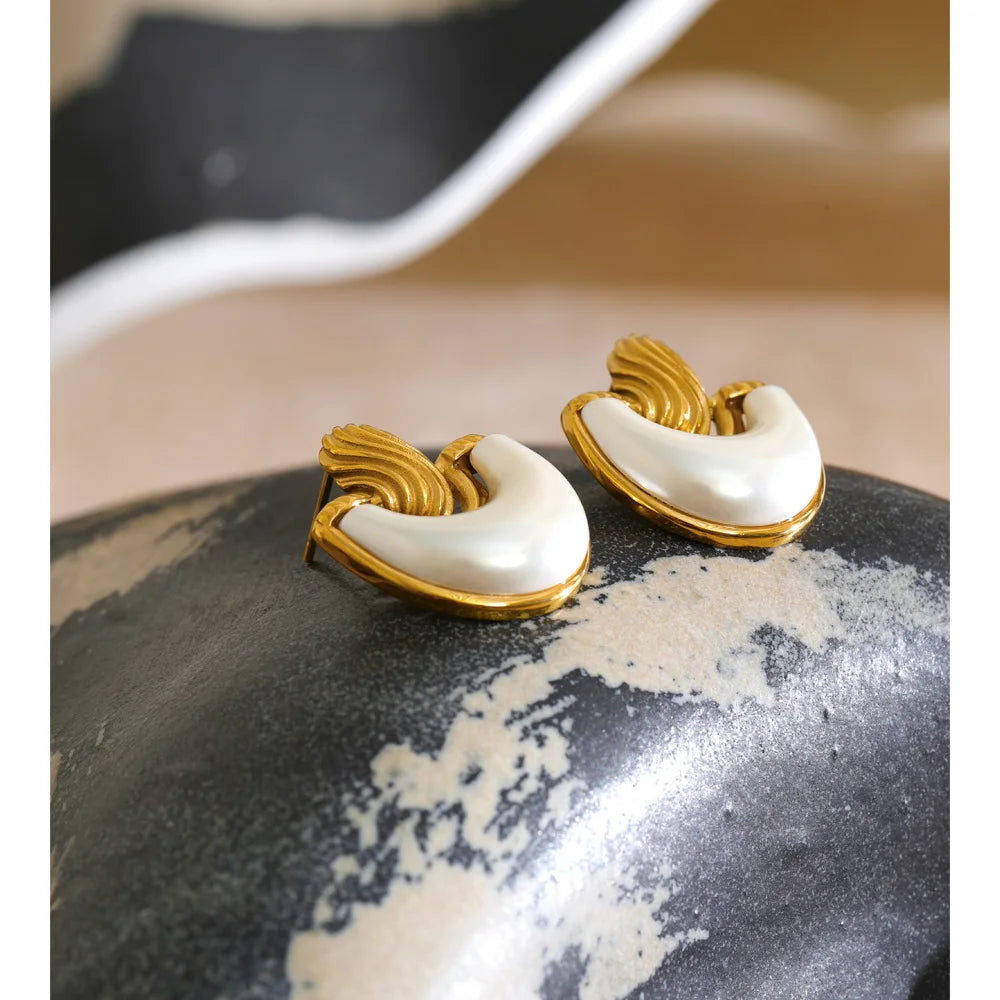 Isalene  Earrings Pearl White Seraphina Pearl Earrings