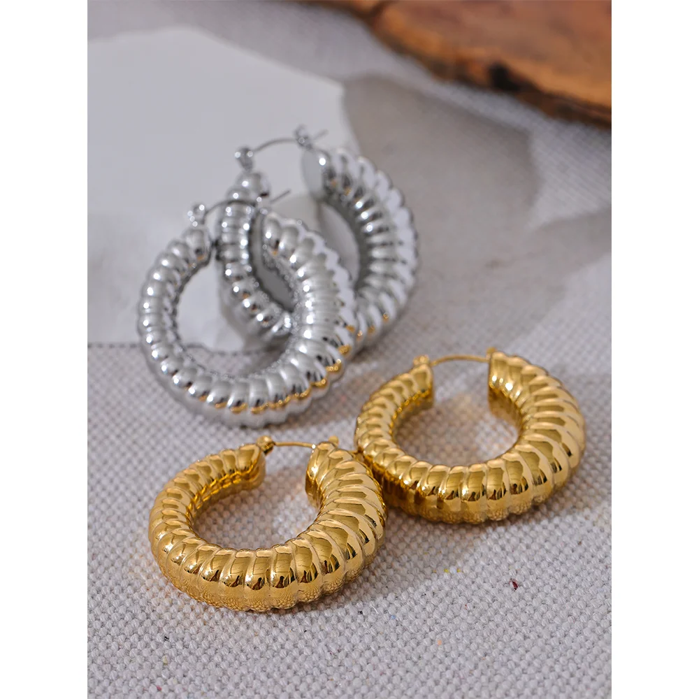 Isalene  Earrings Ribbed Statement Hoop Earrings
