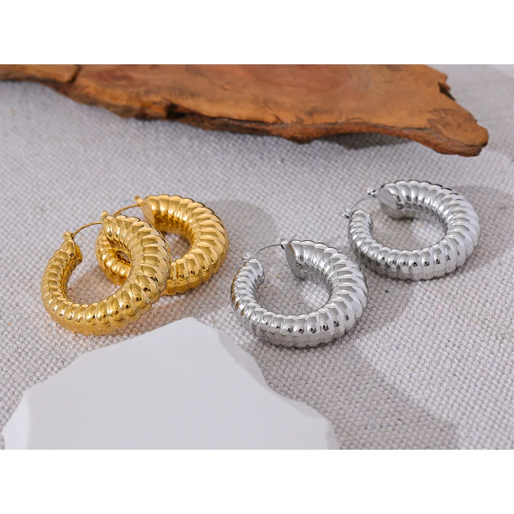 Isalene  Earrings Ribbed Statement Hoop Earrings
