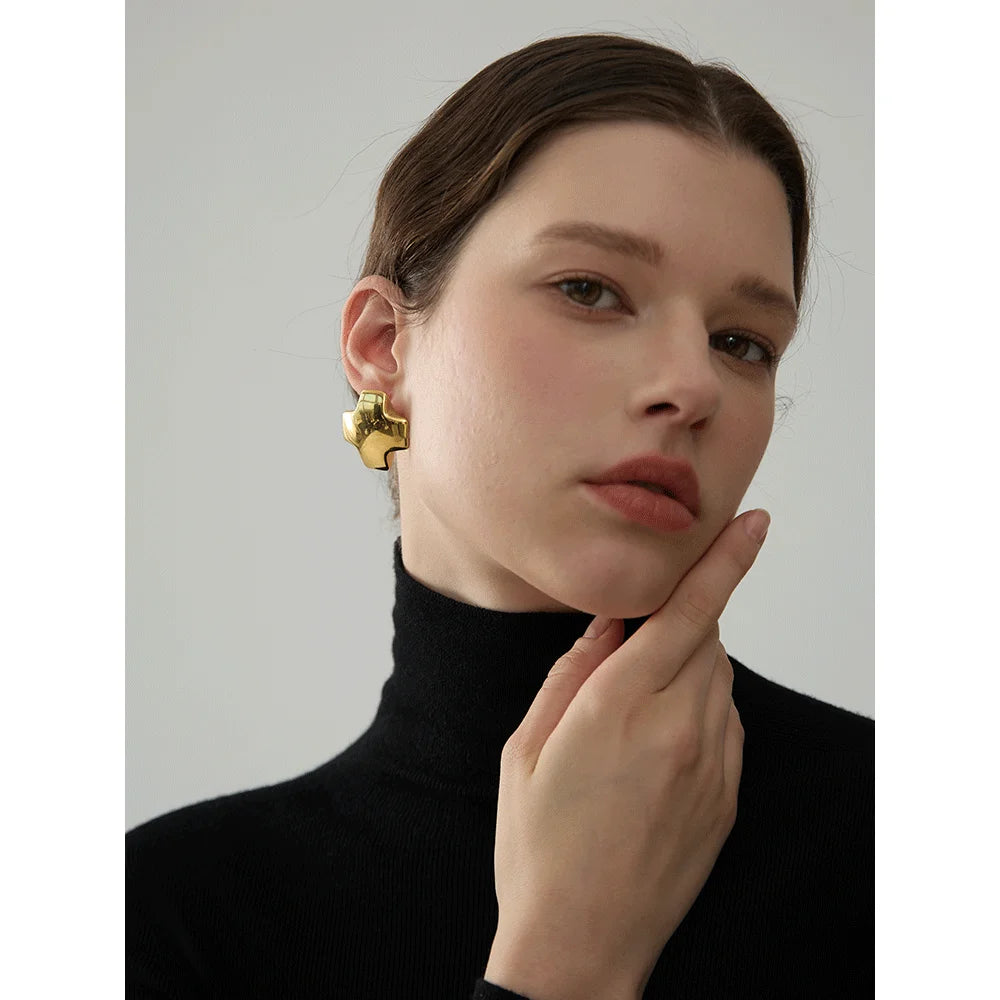 Isalene  Earrings Sculpted Star Stud Earrings