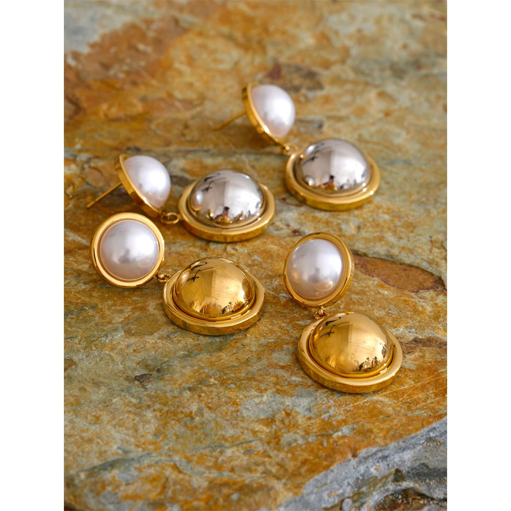 Isalene  Earrings Serena Pearl Dome Earrings
