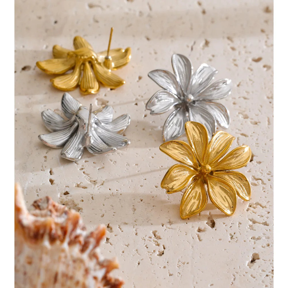 Isalene  Earrings Soleil Bloom Earrings