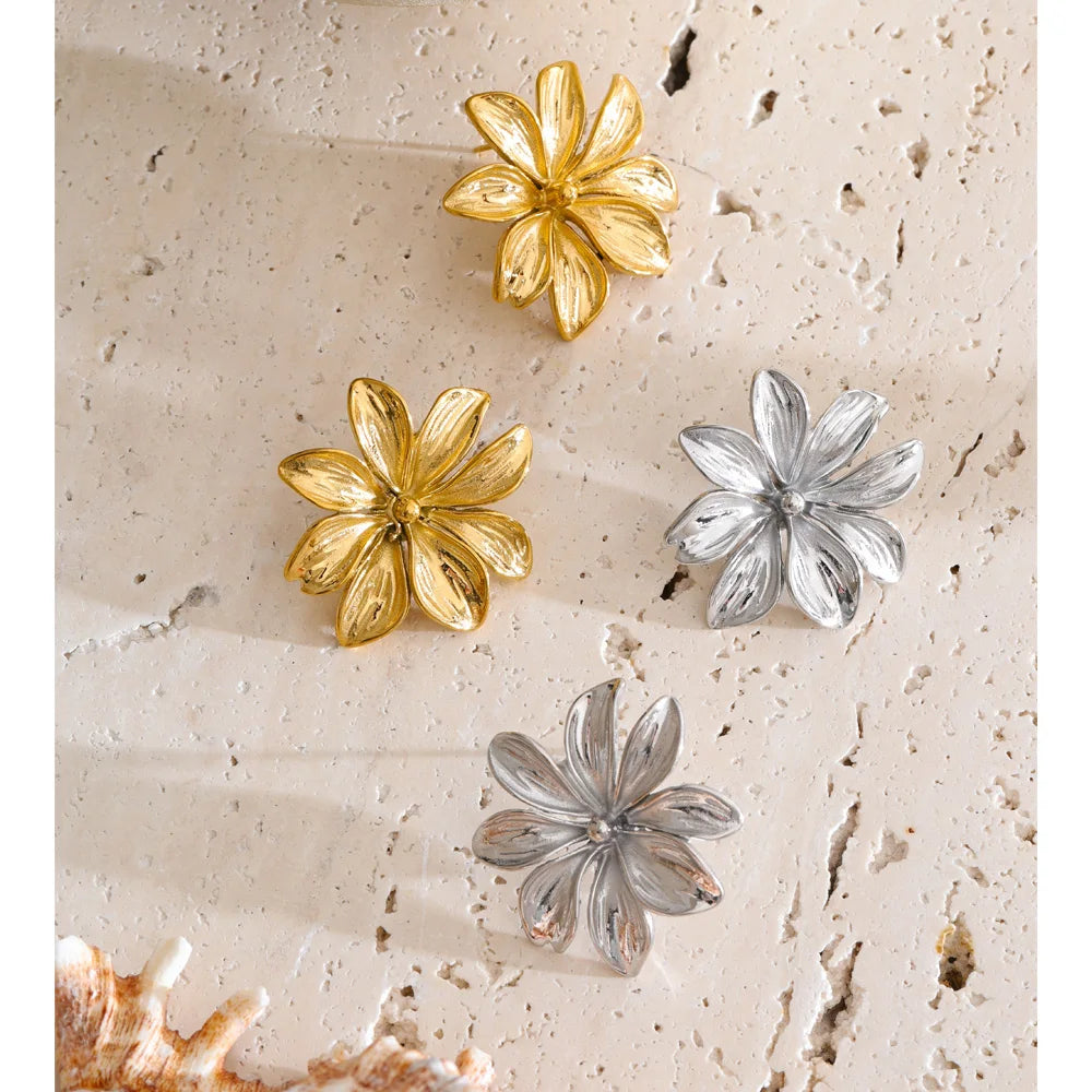 Isalene  Earrings Soleil Bloom Earrings