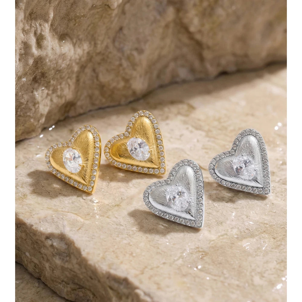 Isalene  Earrings Valentina Heart Stud Earrings