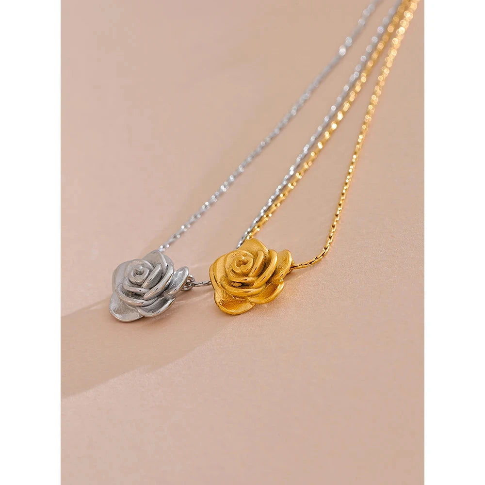 Isalene  Necklaces Aurora Rose Pendant Necklace
