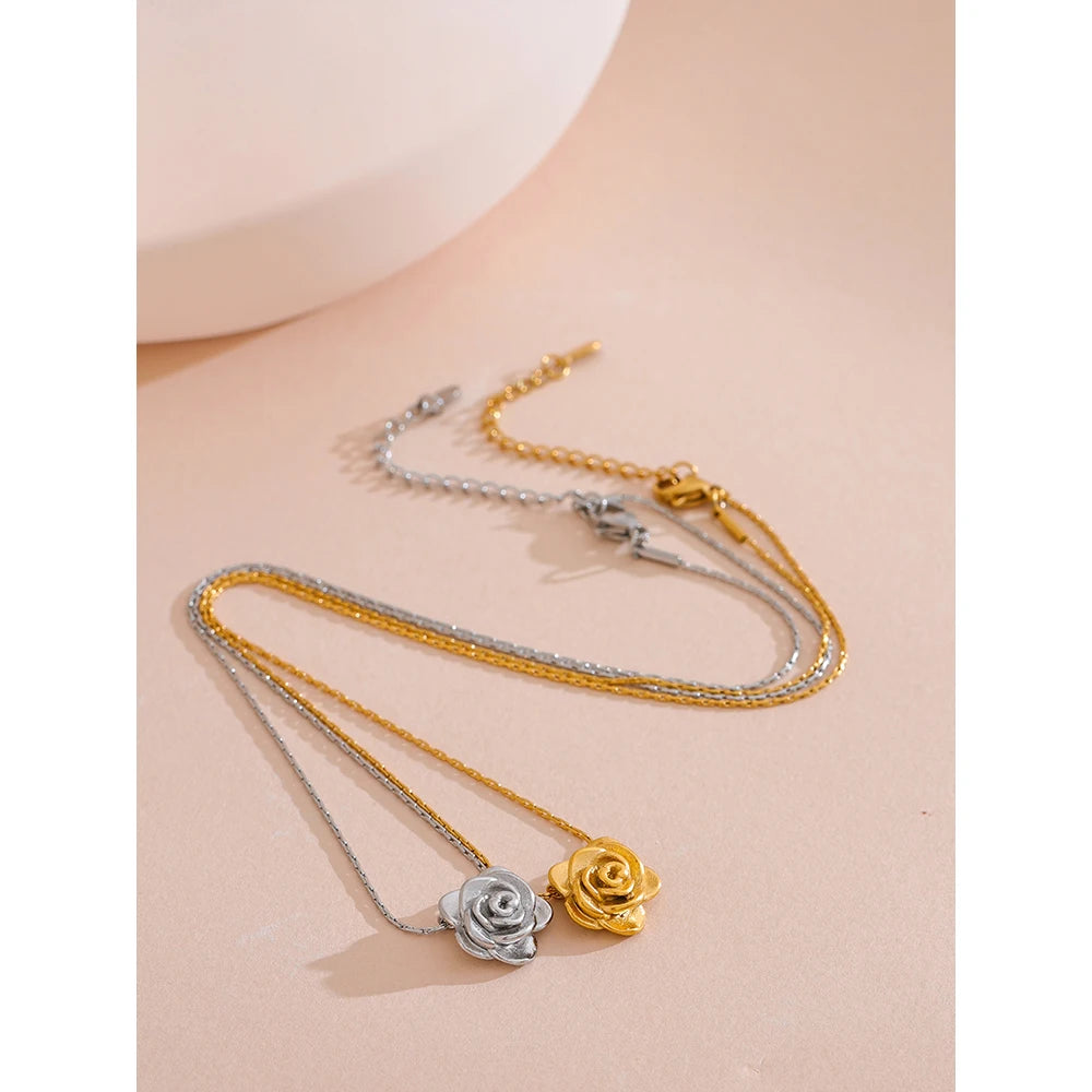 Isalene  Necklaces Aurora Rose Pendant Necklace