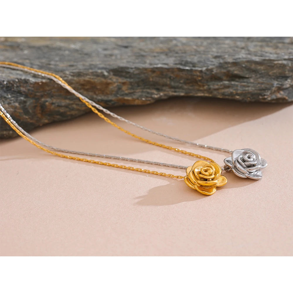 Isalene  Necklaces Aurora Rose Pendant Necklace