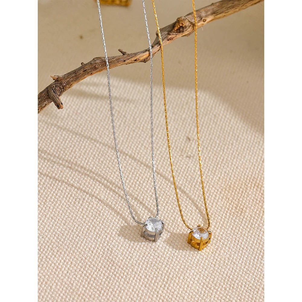 Isalene  Necklaces Aurora Solitaire Pendant Necklace