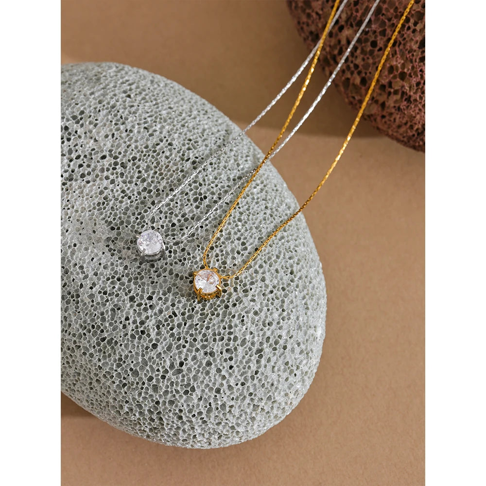 Isalene  Necklaces Aurora Solitaire Pendant Necklace